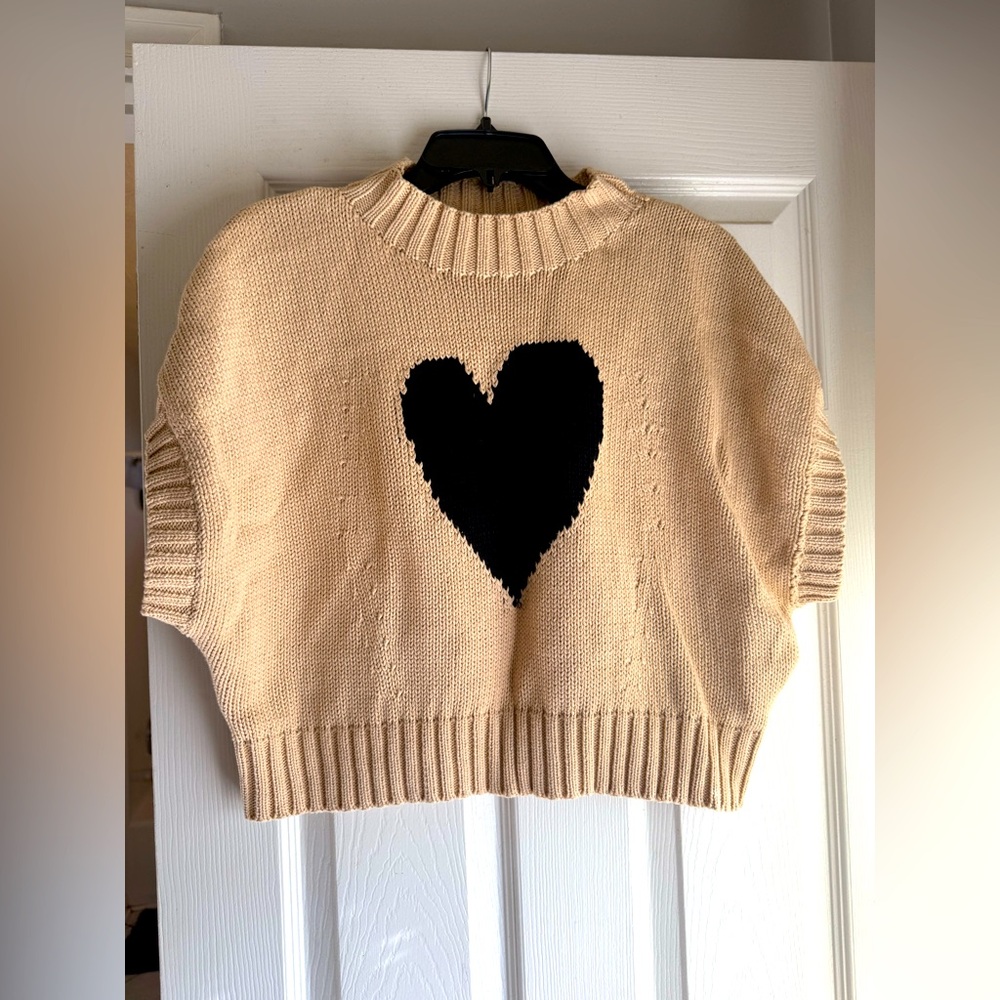 Heart Pattern Beige/Tan Sweater